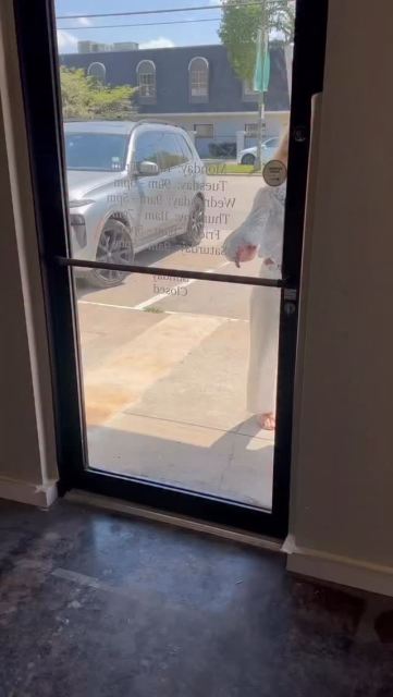 Change is in the air 🌬️ 

#dallas #dallastx #dfw #dallasmedspa